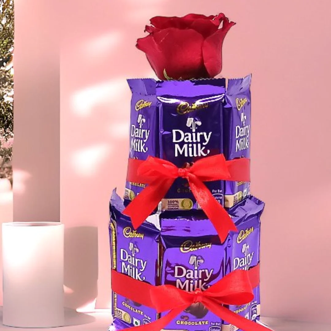 Dairy Milk Duette: Two Layers of Chocolates with Single Rose